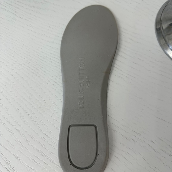 LOUIS VUITTON WOMEN'S LV ARCHLIGHT SNEAKER SIZE 40 AUTHENTIC❤️ - Picture 12 of 16